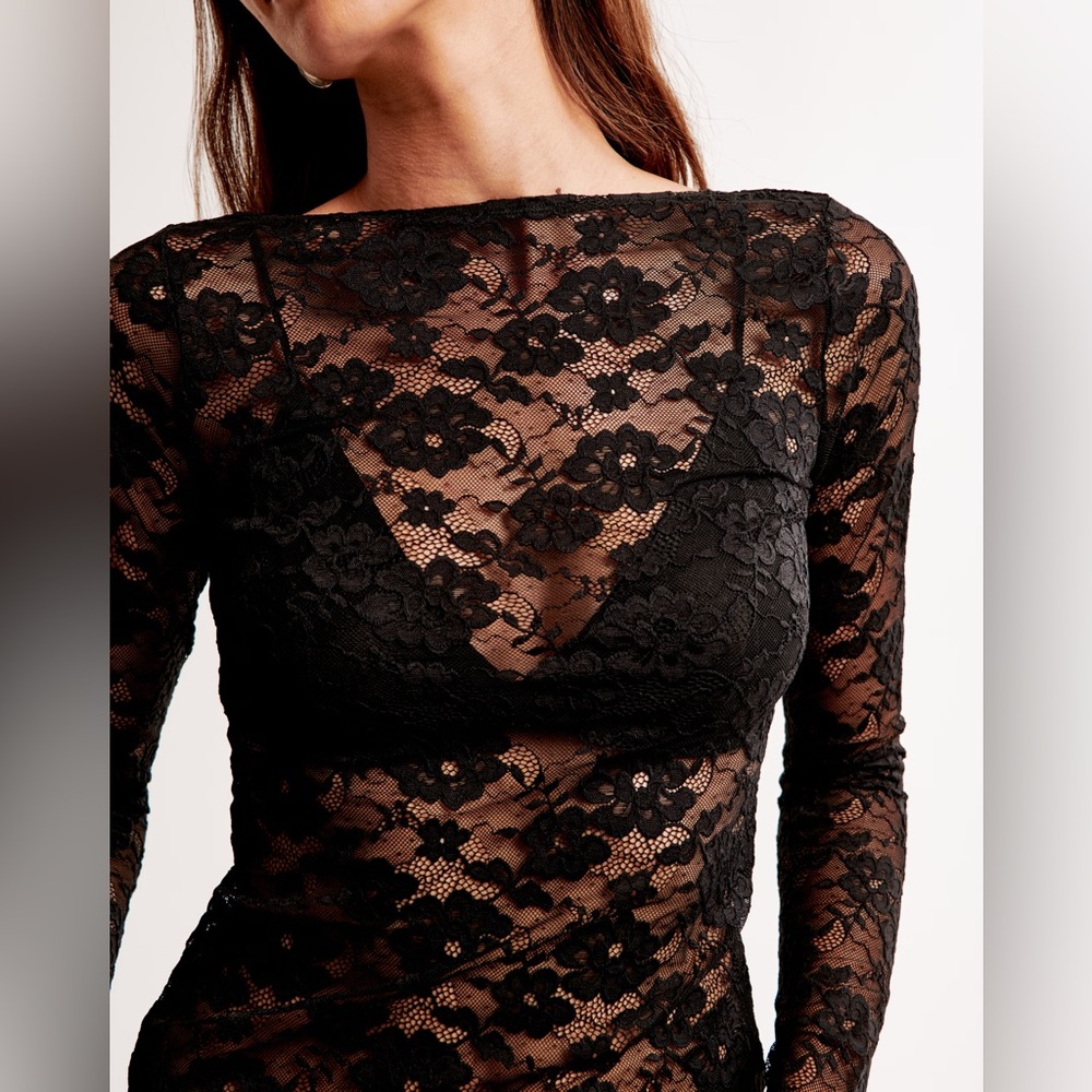 Abercrombie & Fitch Long-Sleeve Lace Slash Bodysuit